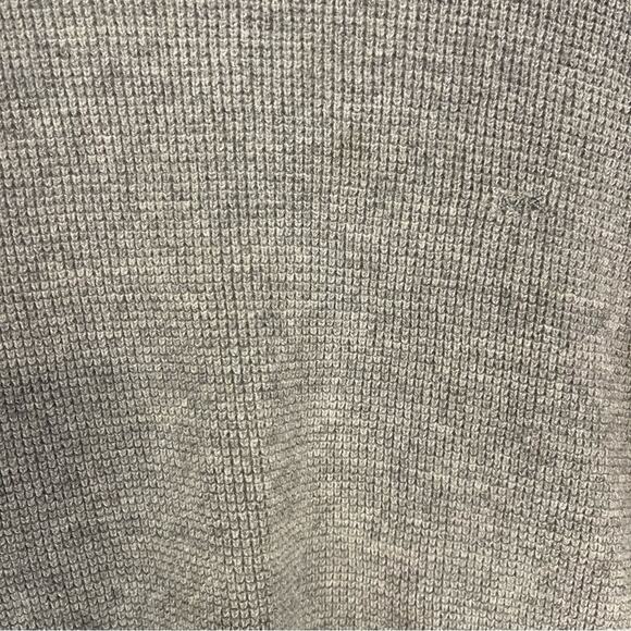 Michael Kors Men's Classic Textured Gray Crew Neck Sweater Large - Picture 3 of 6